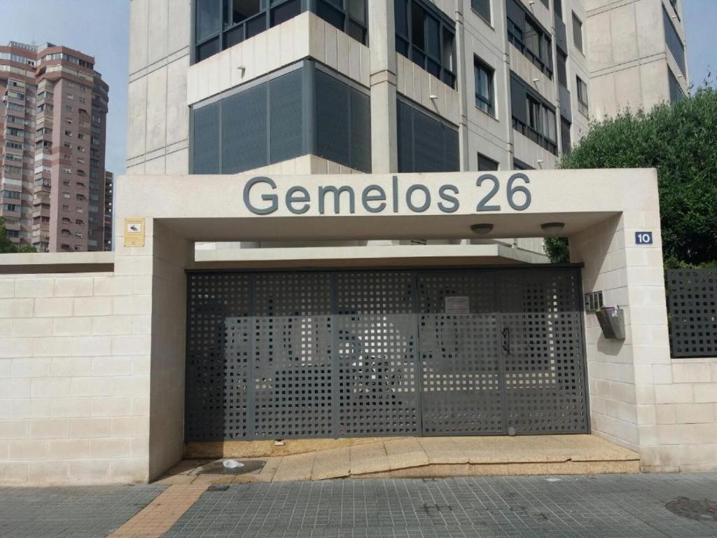 Gemelos 26-Fincas Benidorm Esterno foto